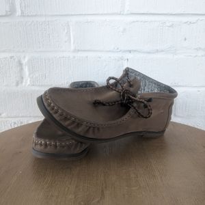 Groove Dark Tan Moccasin Style Shoes